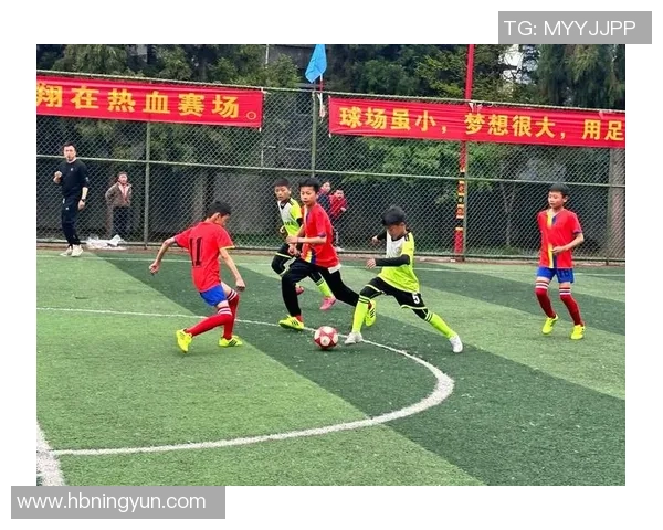 足球明星聚餐精彩瞬间视频分享让你领略他们的饮食风采与生活乐趣